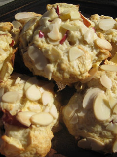 A picture of Apple Hot Biscuits.