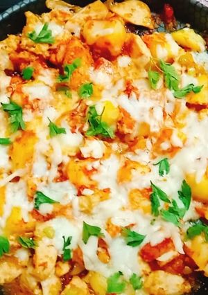 صورة لوصفة صدور الدجاج الطرية بالبطاطس والمواتزريلا😋🤗