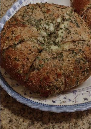 صورة لوصفة خبز الثوم والجبن والزبدة 🧈🍞🧀