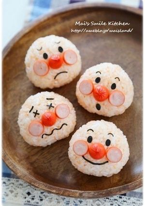 A picture of Anpanman Rice Ball (Character Bento).