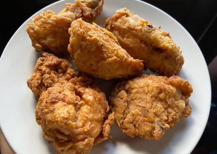 Bagaimana Menyiapkan Ayam Goreng ala KFC - bumbu rempah enak! yang Enak