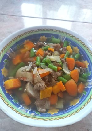 Foto resep Sup Jamur Kancing Sayur Daging