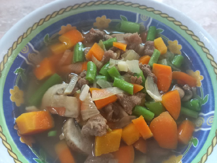 Resep Sup Jamur Kancing Sayur Daging yang Menggugah Selera