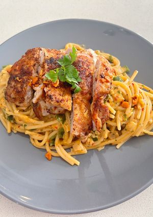 中式辣醬雞肉義大利麵 的食譜成品照片
