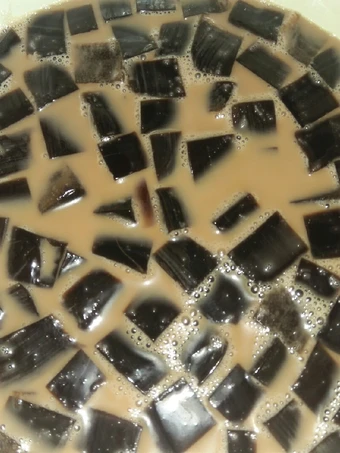 Cara Mudah Menyiapkan Resep Es cincau capucino yang Bikin Ngiler Anti Ribet, Menggugah Selera