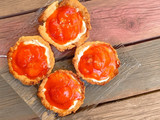 Tartaletas de albaricoques caramelizados