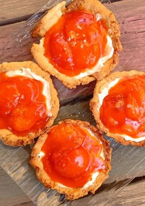 Una foto de Tartaletas de albaricoques caramelizados