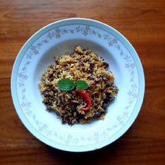 A picture of Mbaazi (Whole Chola/ Cowpeas).