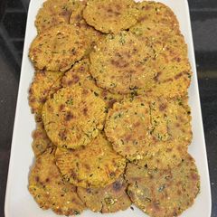 A picture of Barley Flour { JAU } Masala Bhakari.