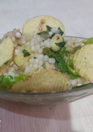 સાબુદાણાની ખીચડી (Sabudana Khichdi Recipe In Gujarati) રેસીપી મુખ્ય ફોટો