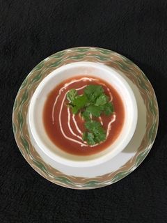 ટામેટા નું સૂપ (Tomato soup recipe in Gujarati) રેસીપી મુખ્ય ફોટો