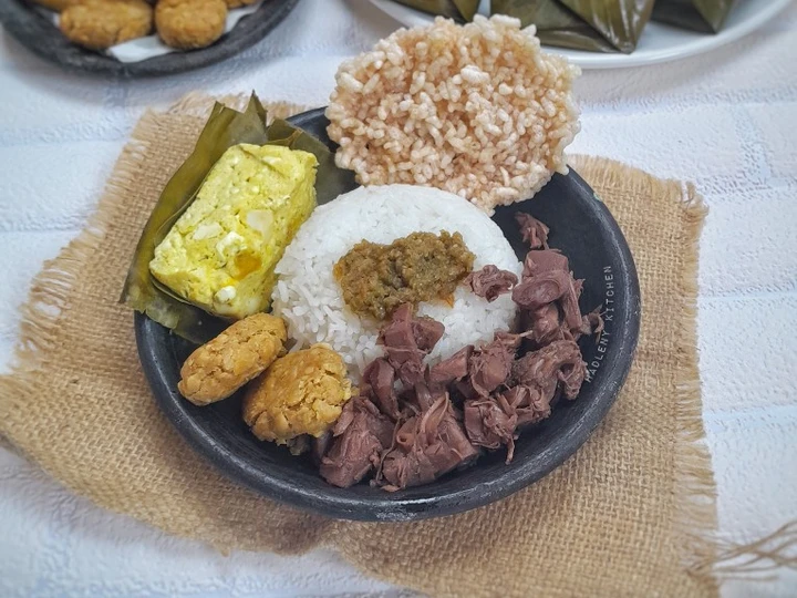 Langkah Mudah untuk Membuat Resep Nasi Gudeg (pepes tahu telur asin + mendol tempe) yang Menggugah Selera Anti Ribet, Sempurna