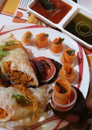 A picture of Noodles coconut wraps.