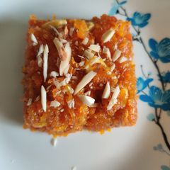 A picture of Carrot Halwa with Mawa khova.