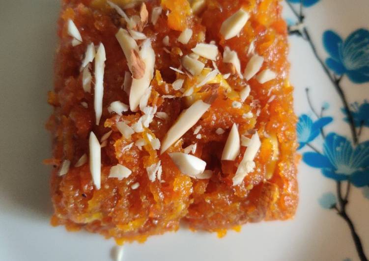 Simple Way to Prepare Favorite Carrot Halwa with Mawa khova