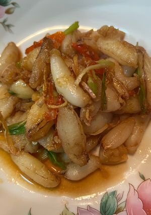 A picture of Spicy Stir-Fried Crab Sticks.