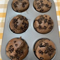 A picture of Delicious Chocolate Muffins.