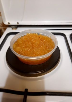 A picture of Homemade pineapple jam.