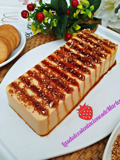 Una foto de Pastel de Crema de Galletas y Crocanti
