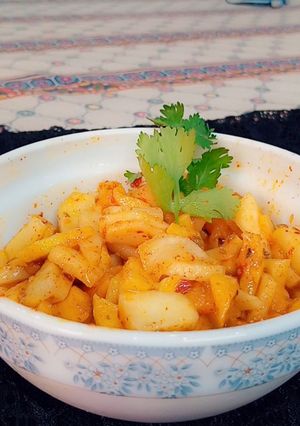 A picture of Khatta meetha,keri ka achaar.