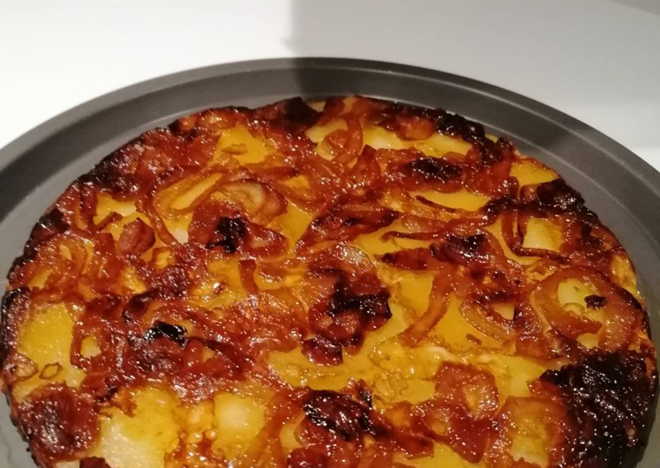 Tatin de pommes de terre aux oignons confits