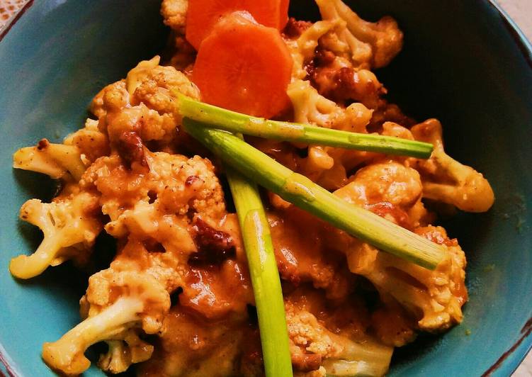 Step-by-Step Guide to Sweet and spicy cauliflower with creamy custard sauce