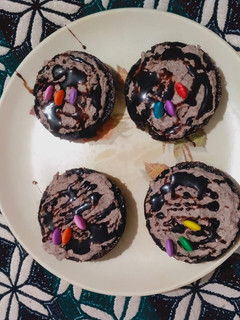 ઓરીયો કુકીઝ (Oreo Cookies Recipe In Gujarati) રેસીપી મુખ્ય ફોટો