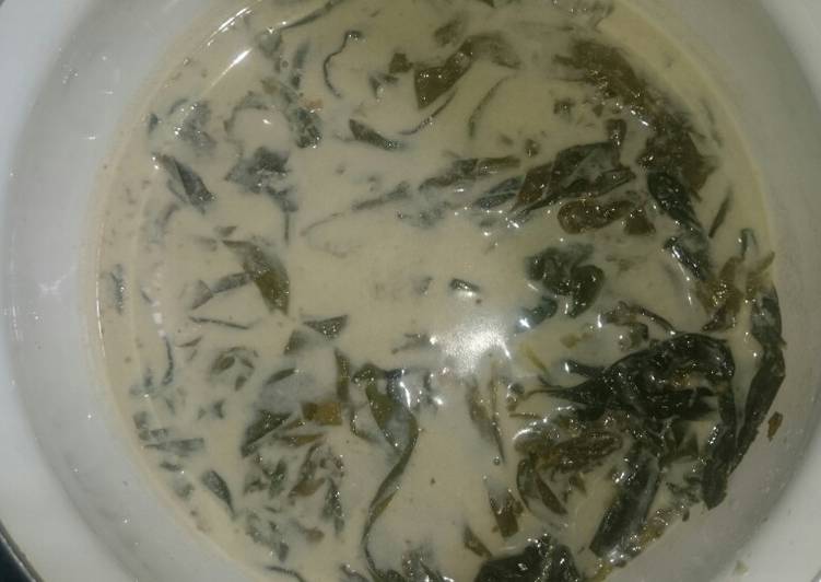 Resep Sayur daun singkong bumbu ala &#34;Emak&#34; Sederhana dan Mudah Dibuat