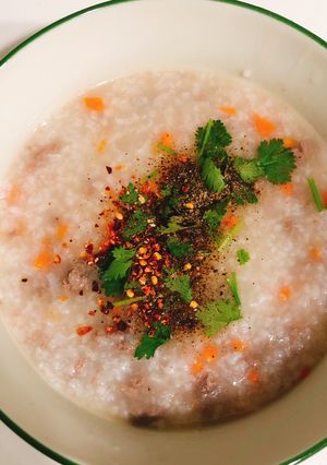 Hình của món Cháo thịt bò bằm.