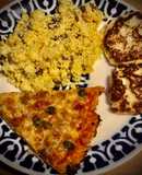 Coliflor: cous cous falso con manzana y zanahorias, base de pizza & tortitas con queso fresco
