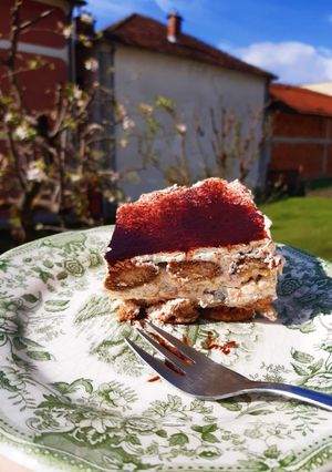 A picture of Tiramisu.