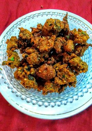 A picture of Mix dal bhajia.