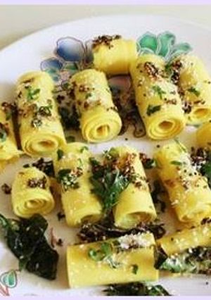 A picture of Gujrati special khandvi.
