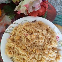 A picture of Chana chawal.