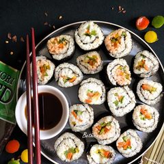 A picture of Veg. Maki Sushi Rolls.