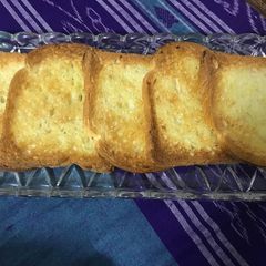 A picture of Garlic Bread.