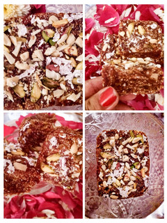 खजूर बर्फी (khajoor barfi recipe in Hindi) रेसिपी मुख्य फोटो