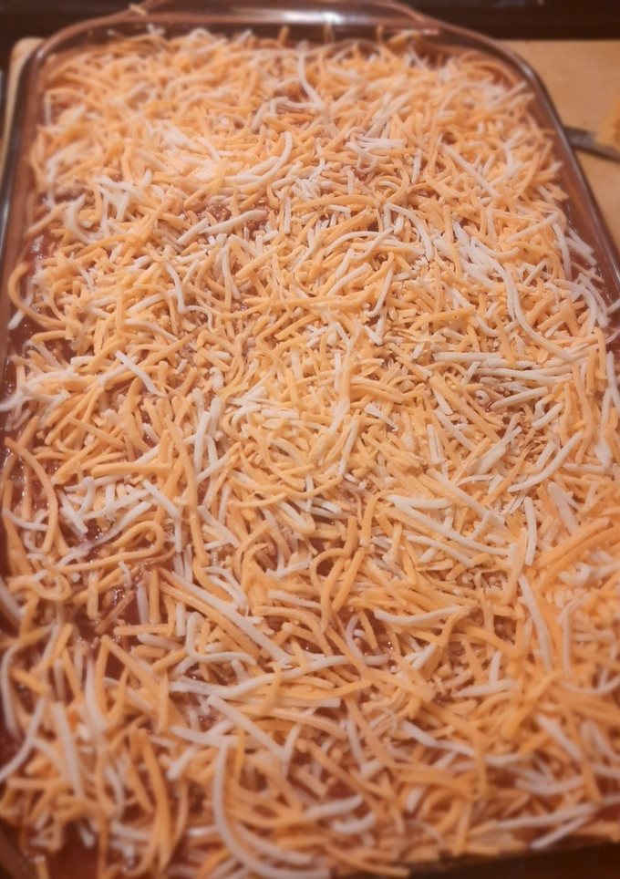 A picture of 5 Layer Fiesta Dip for a Crowd.