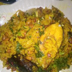 A picture of Rice and beans jalop.