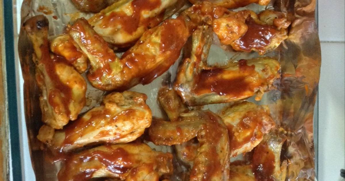 Alitas de pollo picositas al horno Receta de Lesliee Dobrev- Cookpad