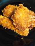 Csirkefalatok corn flakes bundában