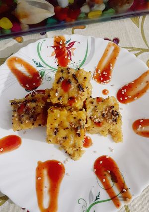 लौकी का ढोकला (Lauki ka Dhokla recipe in Hindi) रेसिपी मुख्य फोटो