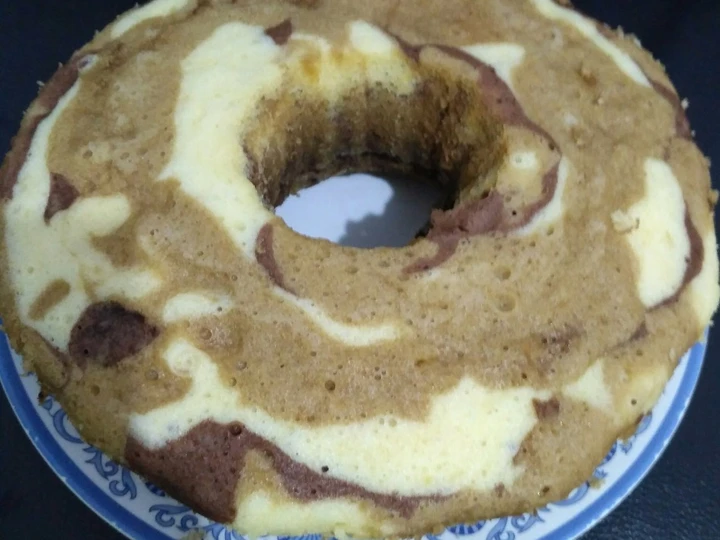 Langkah Mudah untuk Membikin Resep Bolu kukus tiramisu marmer  (takaran sendok) yang Sempurna Anti Ribet, Mantap Sekali