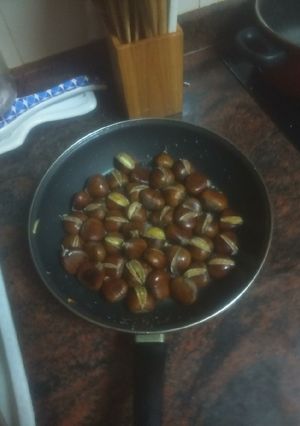 Foto principal de Castañas asadas en sartén