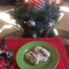 A picture of Marti's Marvelous Merry Christmas Miracle Cookies.