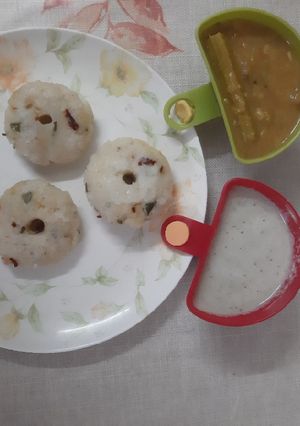 A picture of Flatten rice breakfast.