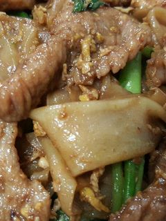 รูปของ ผัดซีอิ๋วหมูหมัก