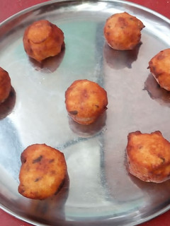 மிளகு போண்டா செய்முறை முக்கிய புகைப்படம்