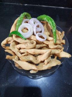 વણેલા ગાઠીયા(Vanela Ganthiya Recipe In Gujarati) રેસીપી મુખ્ય ફોટો