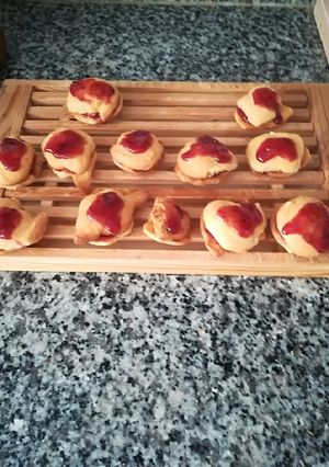 Una foto de Galletas de mantequilla y mermelada